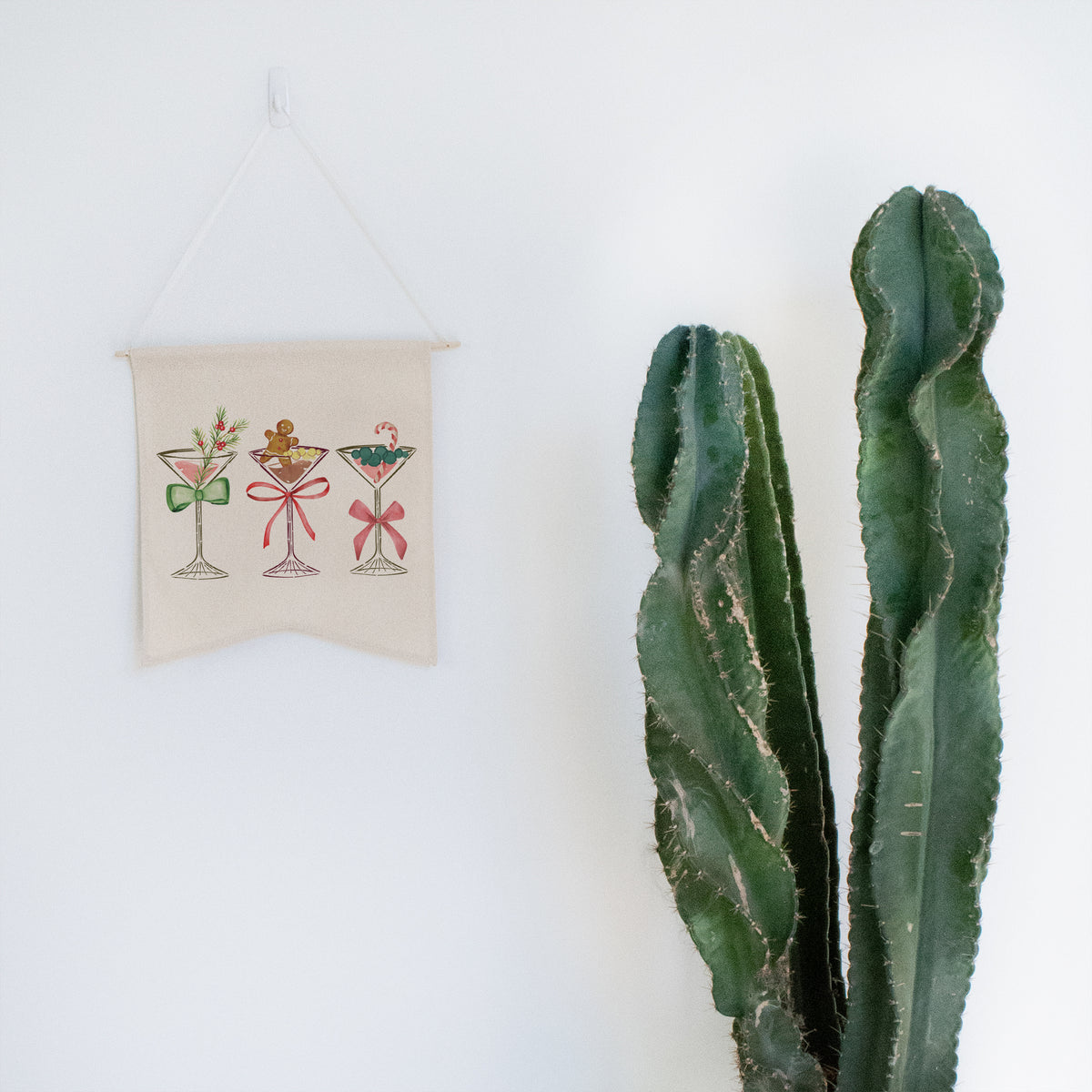 Row Of Festive Martinis Wall Hang