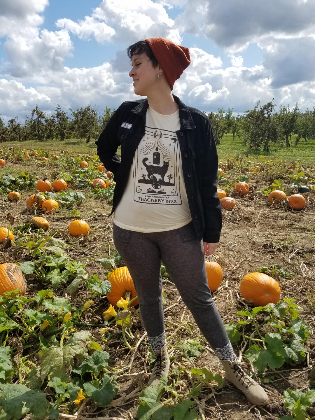 Thackery Binx Tarot Shirt