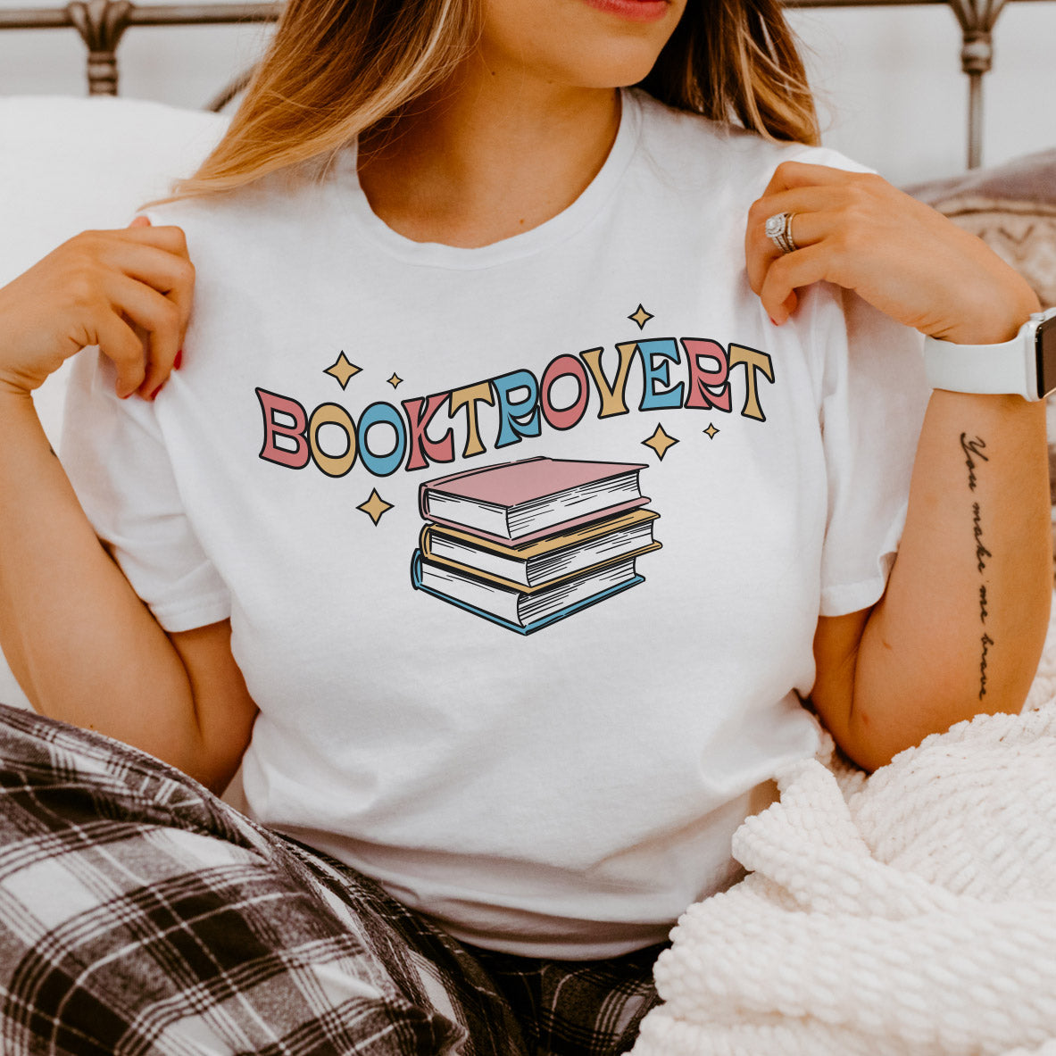 Booktrovert Shirt
